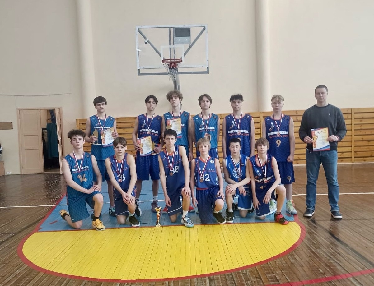 Третье место в Открытом Первенстве "Уральская детская баскетбольная лига" 