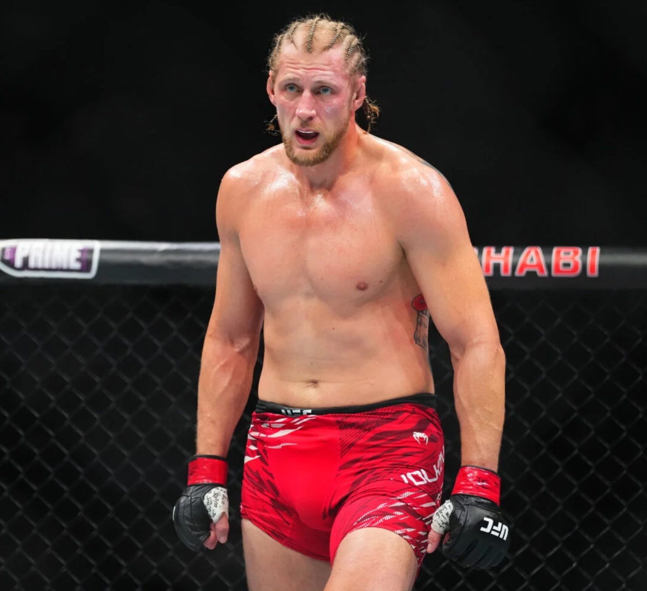 Александр Волков одержал важную победу в UFC, взяв реванш за спорное поражение